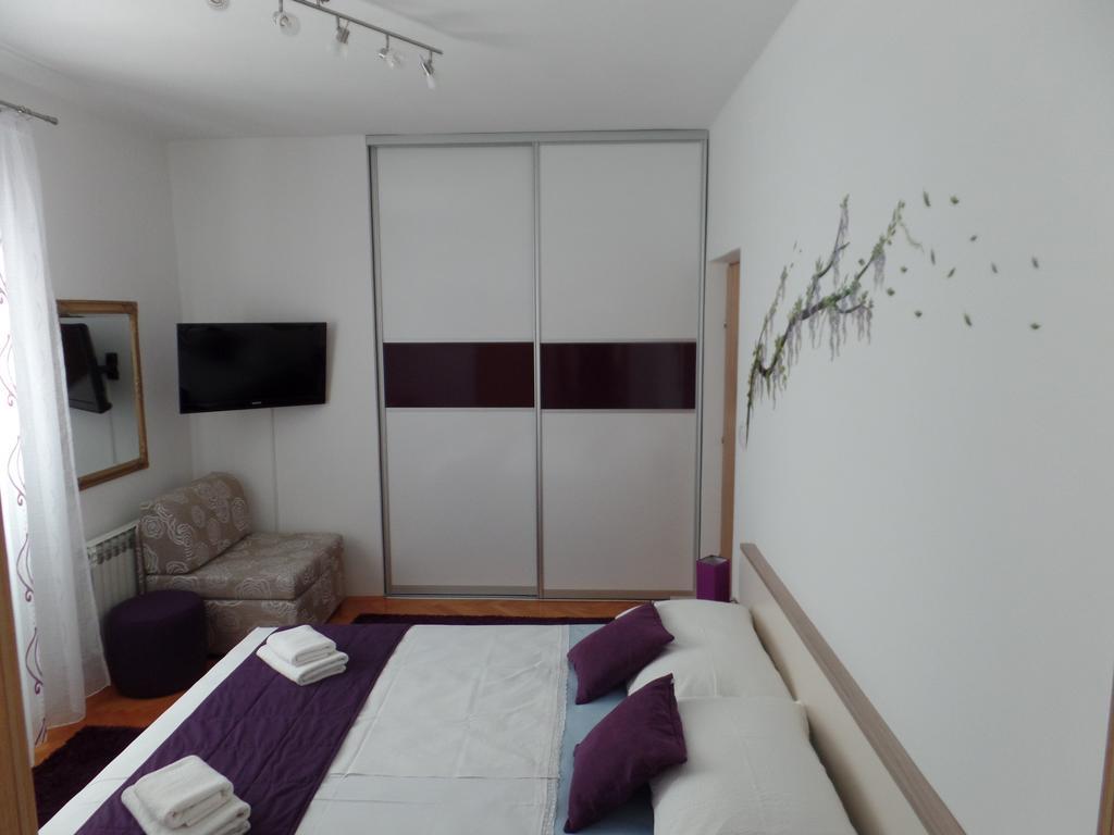 מליני Apartment 4M מראה חיצוני תמונה