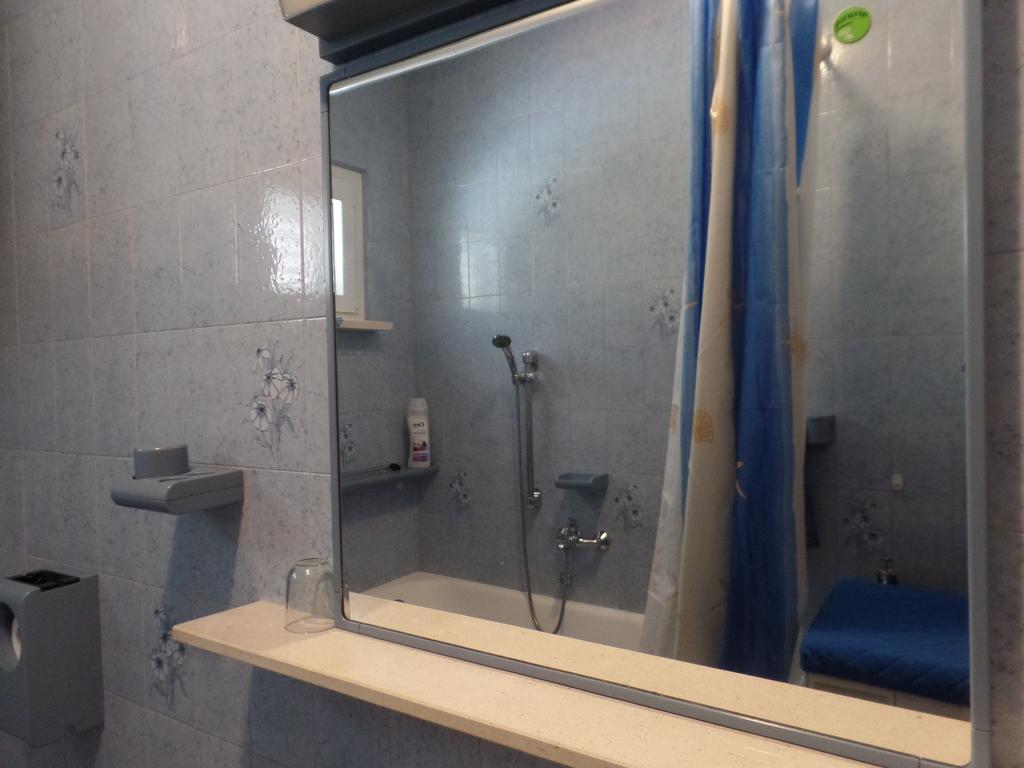 מליני Apartment 4M מראה חיצוני תמונה