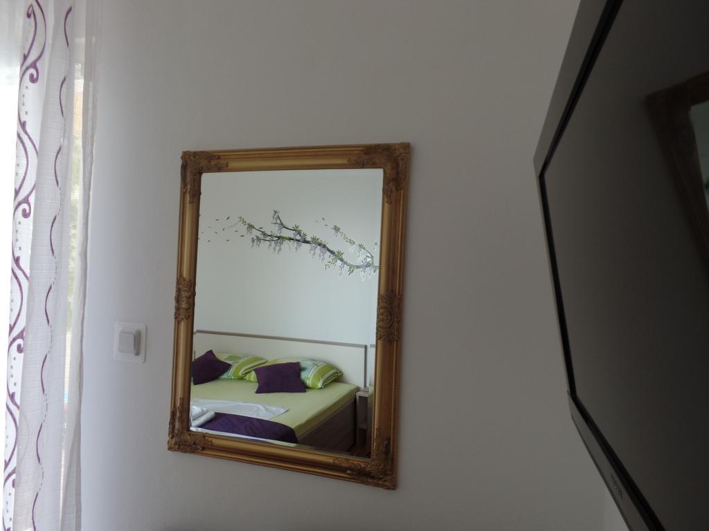מליני Apartment 4M מראה חיצוני תמונה