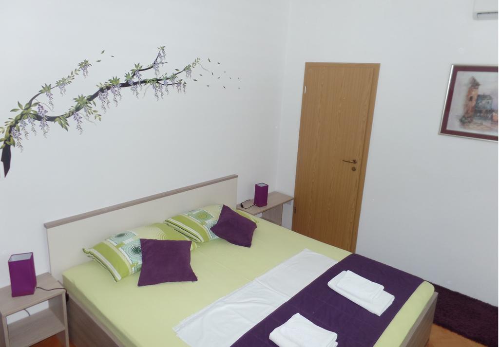 מליני Apartment 4M מראה חיצוני תמונה